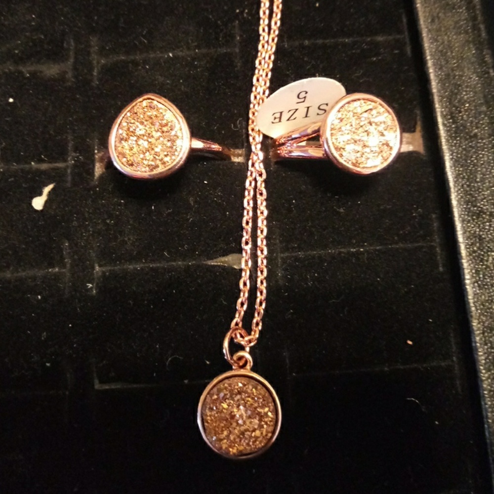Necklace only